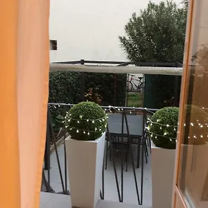  Apartment Casa Rinuccini Italy