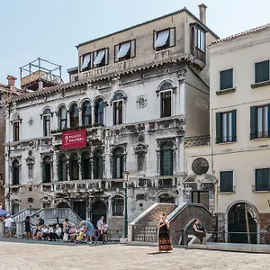 Casa Dell'artista Venice